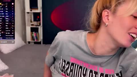 Snapshot of super_peach_stream chatting on September 2025 02:08:01 PM ANNApvt open full info in bio online show from September 2025 02:08:01 PM