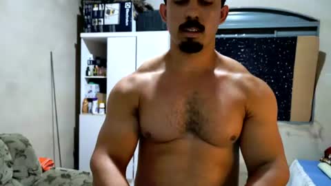 Snapshot of superbigmr chatting on August 2026 01:41:02 AM james online show from August 2026 01:41:02 AM