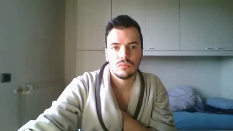 Snapshot of superbirdman12345 chatting on November 2025 10:41:02 AM Bighead online show from November 2025 10:41:02 AM