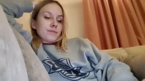 Snapshot of supereasyx chatting on January 2025 02:00:02 PM Annie online show from January 2025 02:00:02 PM