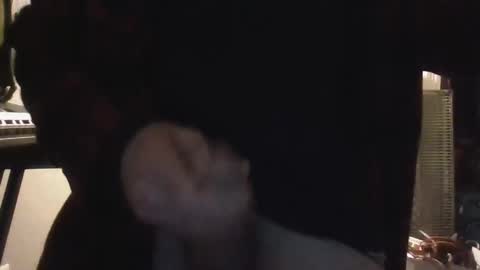 superflieseyes online show from November 2025 07:41:01 AM