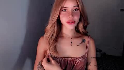 Snapshot of superhotbabe1 chatting on February 2026 12:34:02 PM Erica Help me to reach my goal Superhotbabe1 online show from February 2026 12:34:02 PM