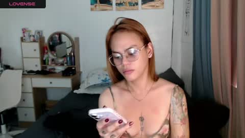 Snapshot of superhotvaleria chatting on July 2026 11:00:01 PM Im val online show from July 2026 11:00:01 PM
