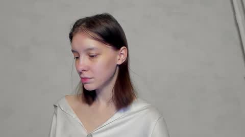 Una online show from March 2026 11:42:01 PM