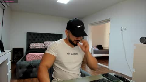 supermanboyxxl online show from November 2025 07:31:01 AM