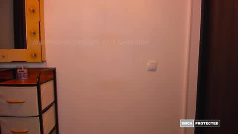 Natalie online show from September 2025 09:44:02 AM