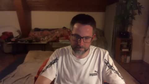 supersquirrel81 online show from December 2025 06:46:02 PM