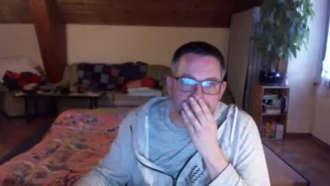 supersquirrel81 online show from March 2026 05:38:01 PM