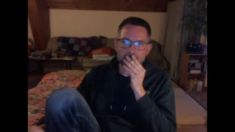 supersquirrel81 online show from April 2026 06:13:02 PM