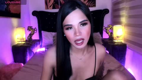 Snapshot of supertrushka chatting on February 2025 07:56:01 AM clainyy online show from February 2025 07:56:01 AM