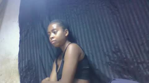 Snapshot of surbelle chatting on January 2026 05:12:01 AM surbelle online show from January 2026 05:12:01 AM