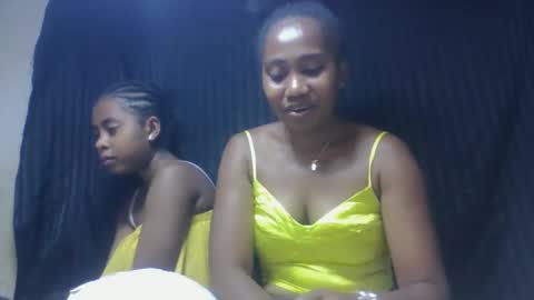 Snapshot of surbelle chatting on January 2026 06:13:01 PM surbelle online show from January 2026 06:13:01 PM