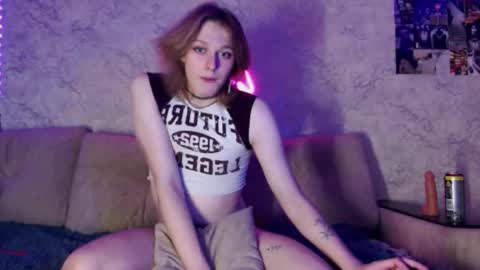 Snapshot of susan228 chatting on December 2024 01:15:02 AM Vladiva online show from December 2024 01:15:02 AM