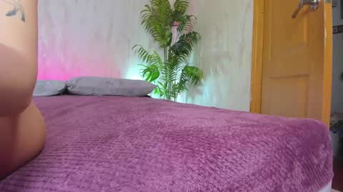 Annie online show from January 2025 04:15:02 AM