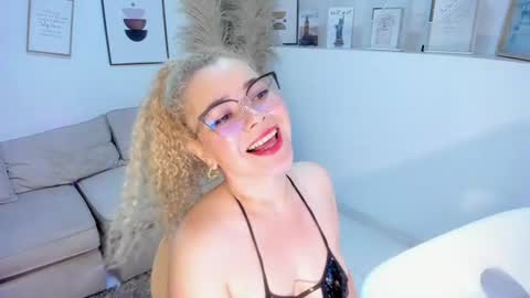 susan_blond online show from July 2026 12:11:01 PM