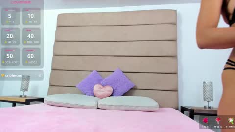 Susan online show from October 2025 08:05:02 PM