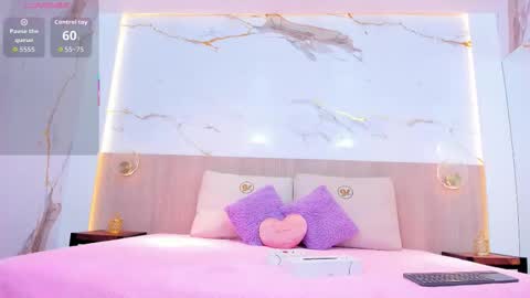 Susan online show from November 2025 11:45:01 AM