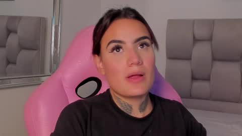 Susan online show from September 2025 08:30:01 PM