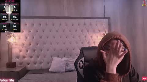 Snapshot of susan_voltaire chatting on June 2026 11:52:02 AM susan_voltaire online show from June 2026 11:52:02 AM