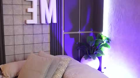 Snapshot of susan_wall chatting on March 2026 12:44:01 PM susan_wall online show from March 2026 12:44:01 PM