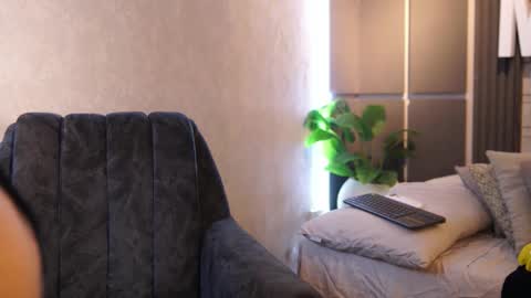 susan_wall online show from April 2026 01:12:01 PM