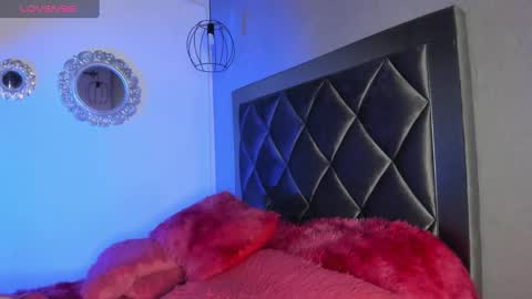 Susana W online show from September 2025 09:25:01 PM