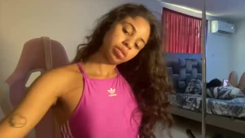 Snapshot of susandolls_ chatting on February 2025 07:34:01 PM susan online show from February 2025 07:34:01 PM