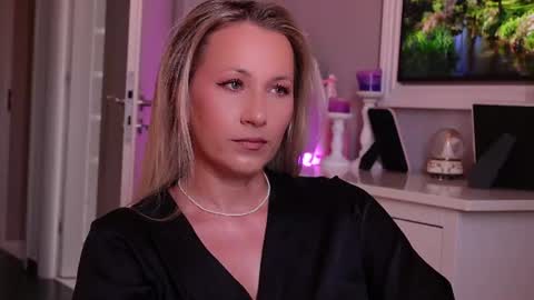 SusanJewel online show from June 2026 09:58:01 AM