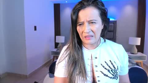 Susan  Everyday From 0530 to 1430 Col Time online show from October 2025 10:49:01 AM