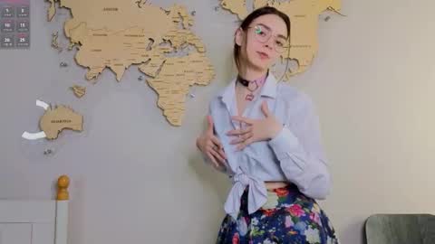 Snapshot of susannahtrojahn chatting on March 2026 03:18:02 PM susannahtrojahn online show from March 2026 03:18:02 PM