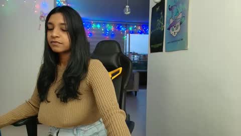 Andrea - Migue online show from February 2025 11:16:01 PM