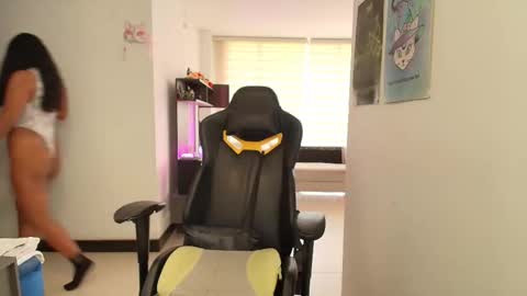 Susan Rhodes online show from September 2025 03:49:01 PM