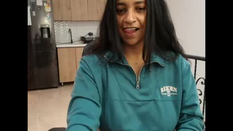 Snapshot of susanrhodes_ chatting on April 2026 12:33:01 PM Susan Rhodes online show from April 2026 12:33:01 PM