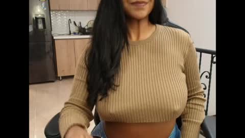 Snapshot of susanrhodes_ chatting on April 2026 12:18:02 PM Susan Rhodes online show from April 2026 12:18:02 PM