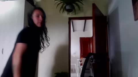 Susi online show from March 2026 08:36:02 PM