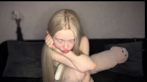 Sue online show from February 2025 05:09:01 PM