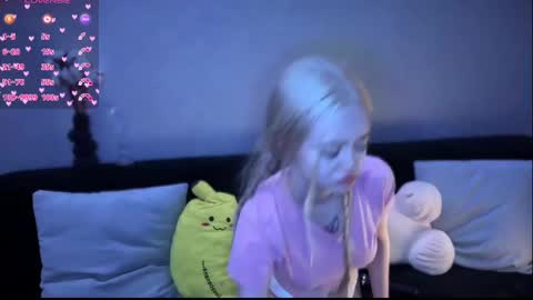 Sue online show from February 2025 03:05:02 PM