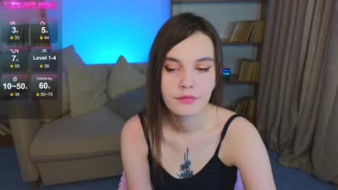 Snapshot of susiemorris chatting on February 2025 02:32:02 AM Susie online show from February 2025 02:32:02 AM