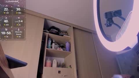 Snapshot of sussan_dream chatting on February 2026 01:28:02 AM Juliana garcia online show from February 2026 01:28:02 AM