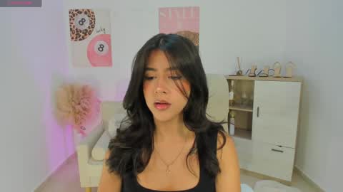 Sussan Monroe online show from April 2026 08:20:01 AM