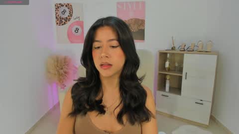 Sussan Monroe online show from April 2026 08:17:02 AM