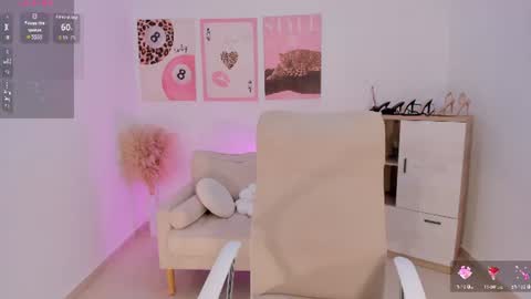 Snapshot of sussan_monroe chatting on June 2026 08:41:01 AM Sussan Monroe online show from June 2026 08:41:01 AM