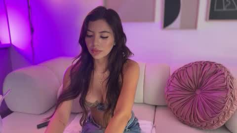 Snapshot of sussanf_ chatting on May 2026 09:34:02 PM Susy online show from May 2026 09:34:02 PM
