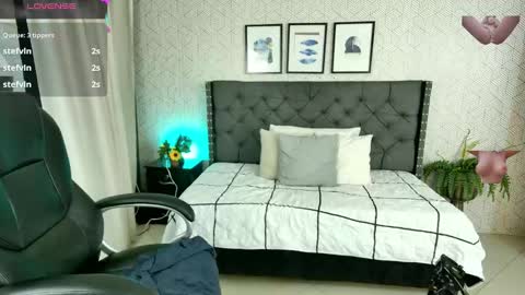   online show from December 2024 03:24:02 PM