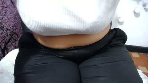 Snapshot of susy_perverttt chatting on May 2026 03:39:02 PM susy_perverttt online show from May 2026 03:39:02 PM