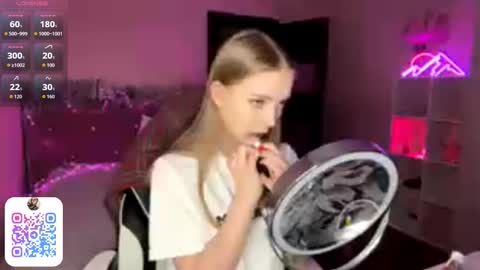 Snapshot of susyschuerholz chatting on February 2026 07:09:02 PM Jessica online show from February 2026 07:09:02 PM