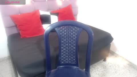 Snapshot of suxxxy_ chatting on February 2025 06:31:01 PM Suxxxy online show from February 2025 06:31:01 PM