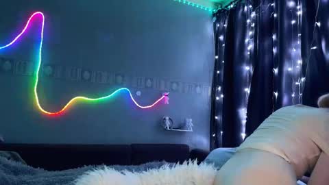 Snapshot of suzannabarmes chatting on March 2026 03:51:01 PM Stacy online show from March 2026 03:51:01 PM