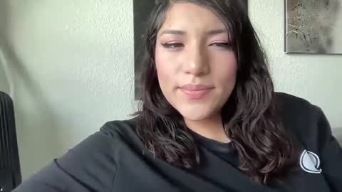 Suzy online show from April 2026 06:24:02 PM