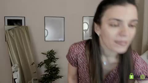 Snapshot of suzyjames chatting on January 2025 01:41:01 AM Suzy next stream Thursday Friday Saturday online show from January 2025 01:41:01 AM